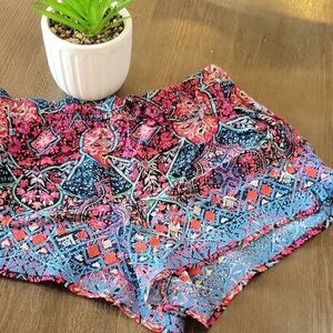 GAP Women's Floral Patterned Shorts - Pink and Blue